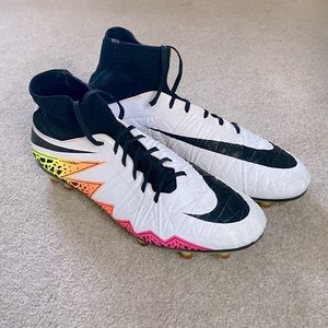 Nike Hyper-Venom Men’s Multi-Color White Lace-Up Sock Soccer Cleats - Like New